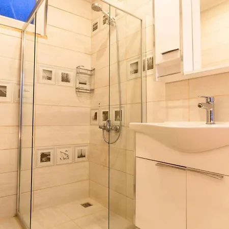 2 Bedroom Seaview 4146 Villa *